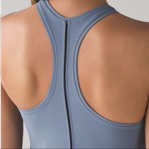 Lululemon Simply Bare Tank NWOT SIZE 6